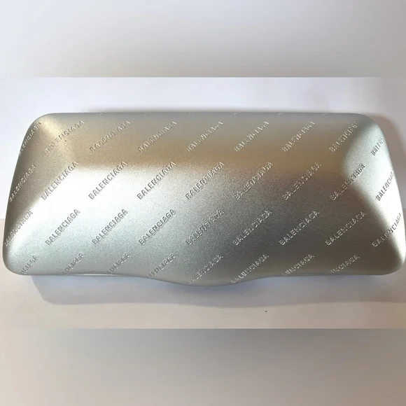 Balenciaga Tortoise Sunglasses - Picture 7 of 10